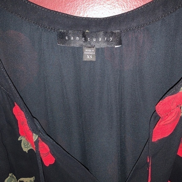 Sanctuary Rose Cold Shoulder Top | XS - Picture 4 of 5